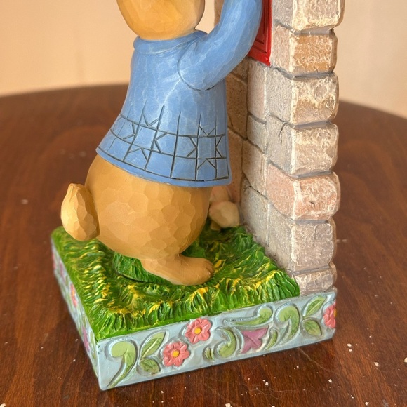 Beatrix Potter Rabbit Figurine with Mailbox “Let’s Stay In Touch” JIM SHORE - Picture 5 of 6